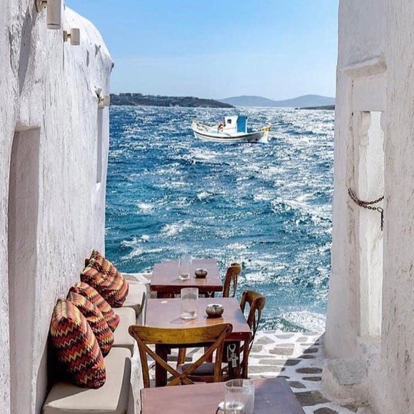 Meet your Posher, Lore - Picture 3 of 6